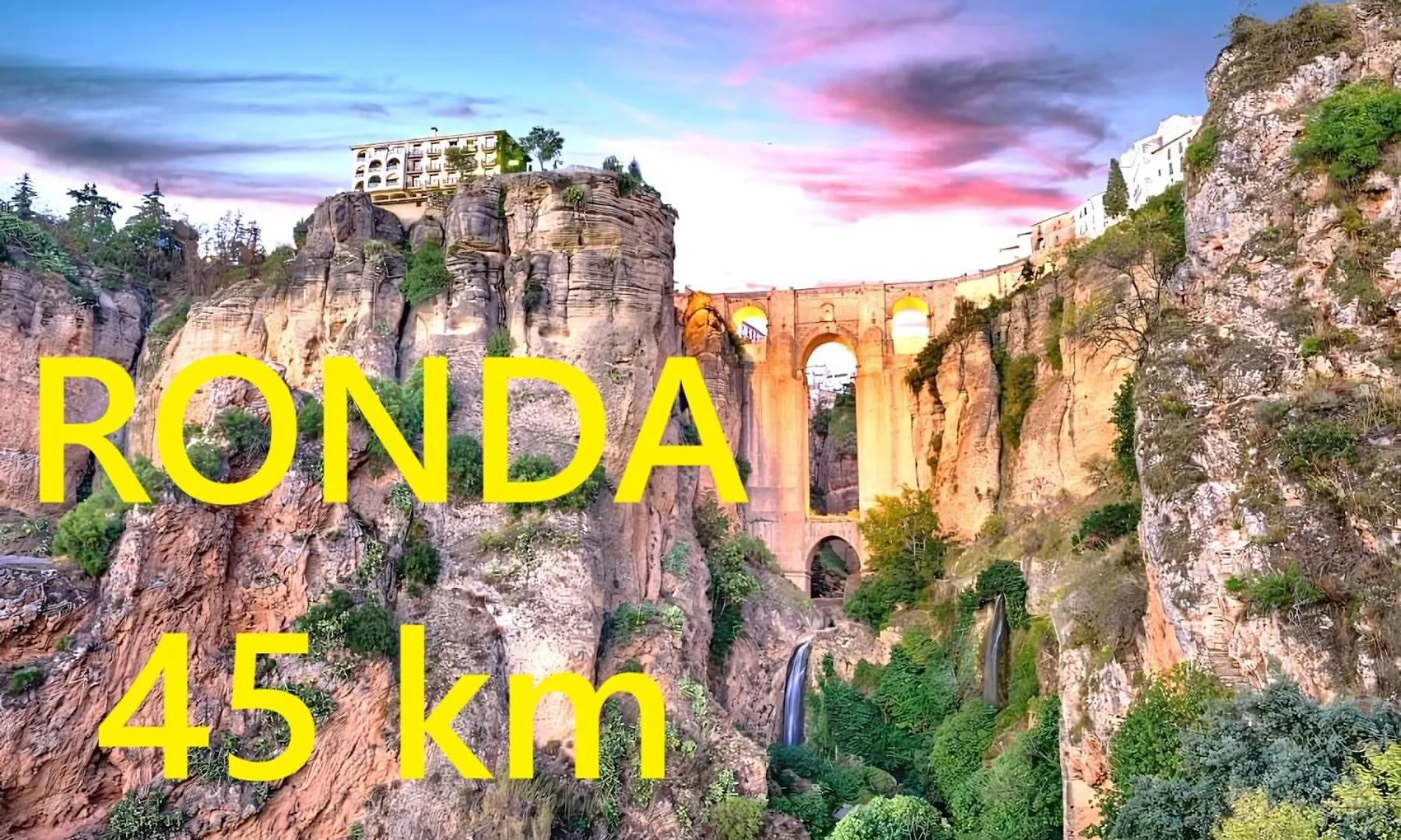 Castle Tower Apartment In Rural Holiday Park 'Bernard' Tolox España
